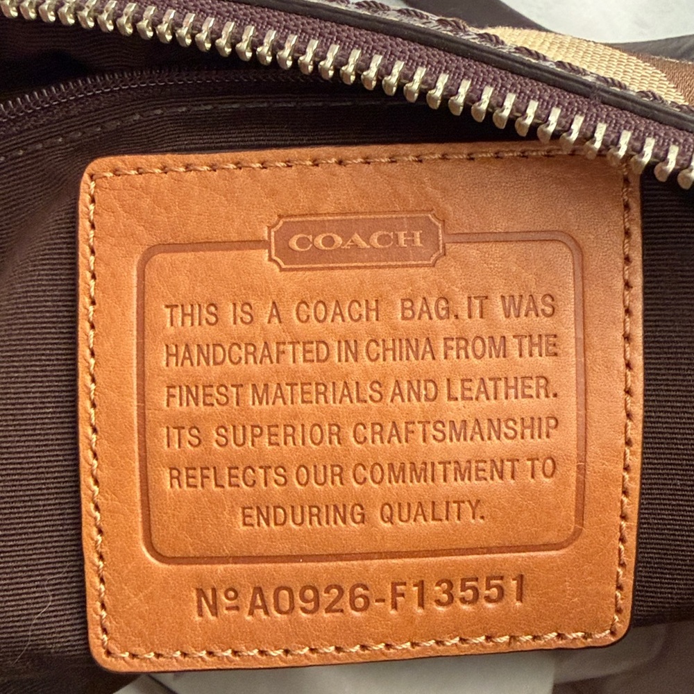 Coach signature vintage medium barrel mini - Picture 9 of 11